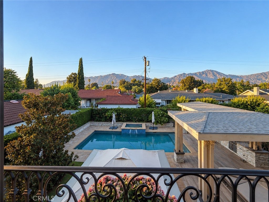 63 W Camino Real Avenue