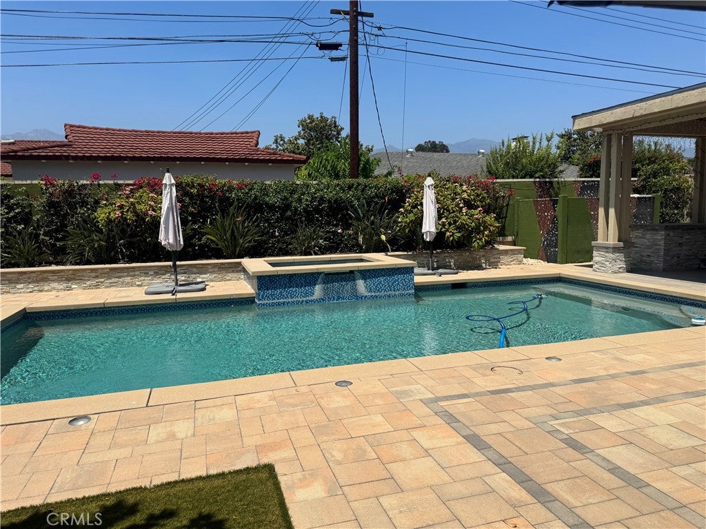 63 W Camino Real Avenue