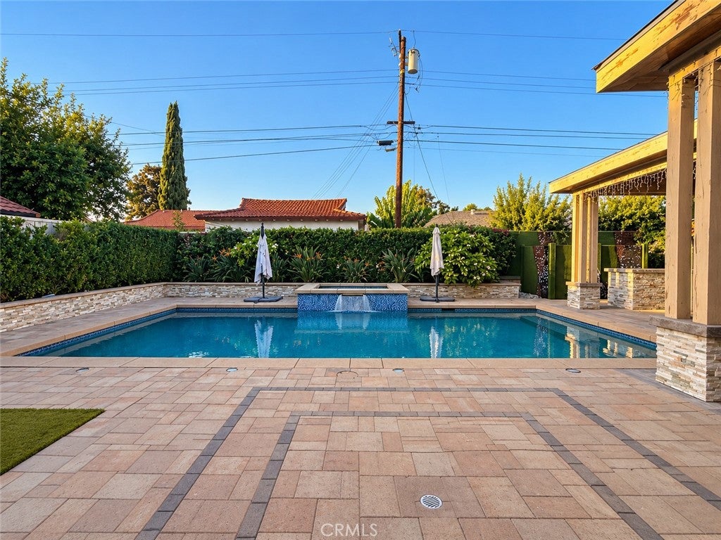 63 W Camino Real Avenue
