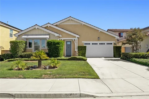 MLS: OC26218660