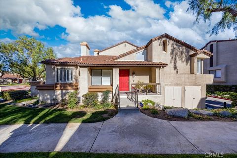 Photo of 5 Mountain Shadows Pl Pl, Pomona, CA 91766 (MLS # TR26019761)