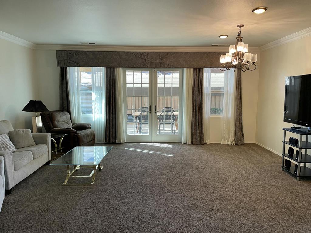 3690 Sorksbill Drive S