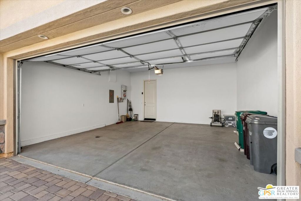 Villa Portofino - Residential