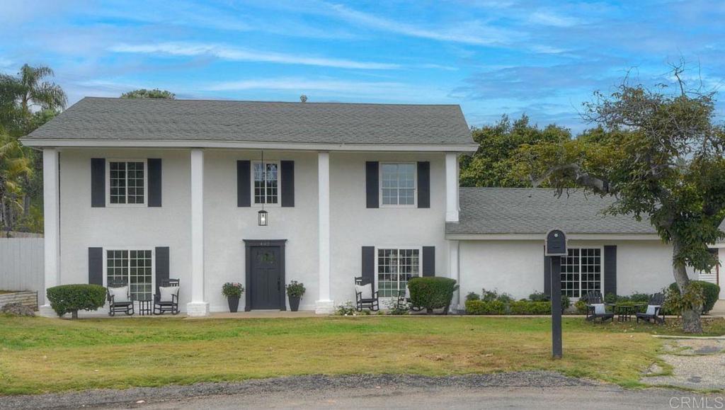 402 Parkwood Lane