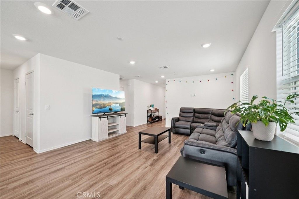 Photo of 26054 Starlight Avenue, Moreno Valley, CA 92555 (MLS # IV26029700)