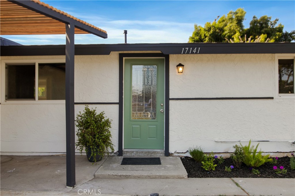 17141 E Tudor Street