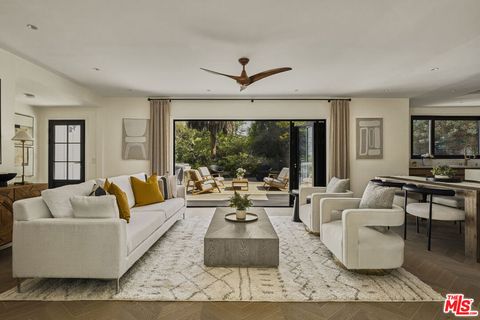 Photo of 3633 Wrightwood Drive, Studio City, CA 91604 (MLS # 26663341)