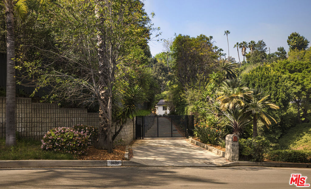 3633 Wrightwood Drive