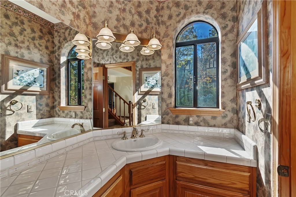 Arrowhead Woods (AWHW) - Residential