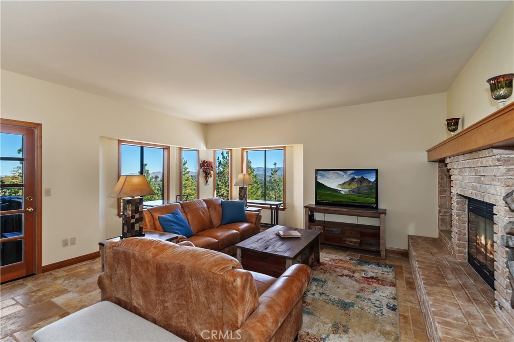 Arrowhead Woods (AWHW) - Residential