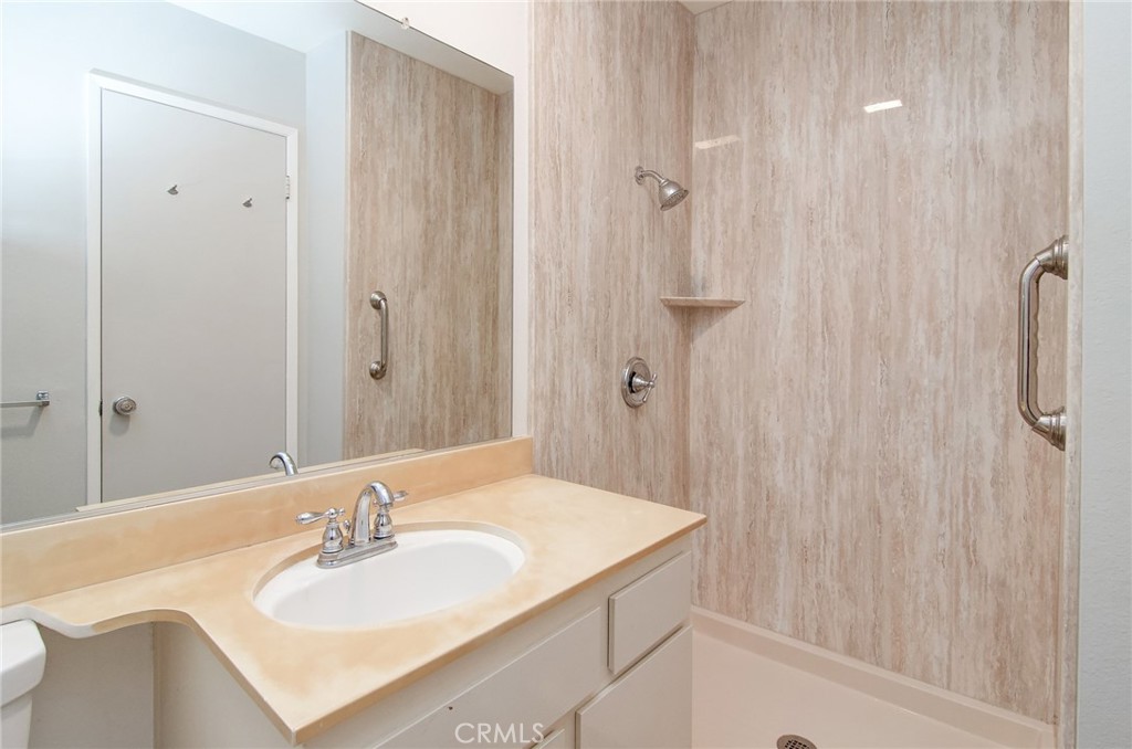 Huntington Landmark Townhomes (HLAN) - Residential