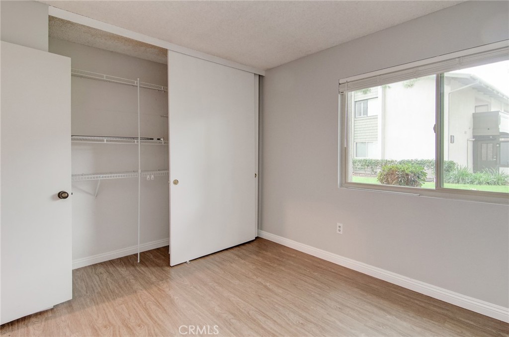 Huntington Landmark Townhomes (HLAN) - Residential