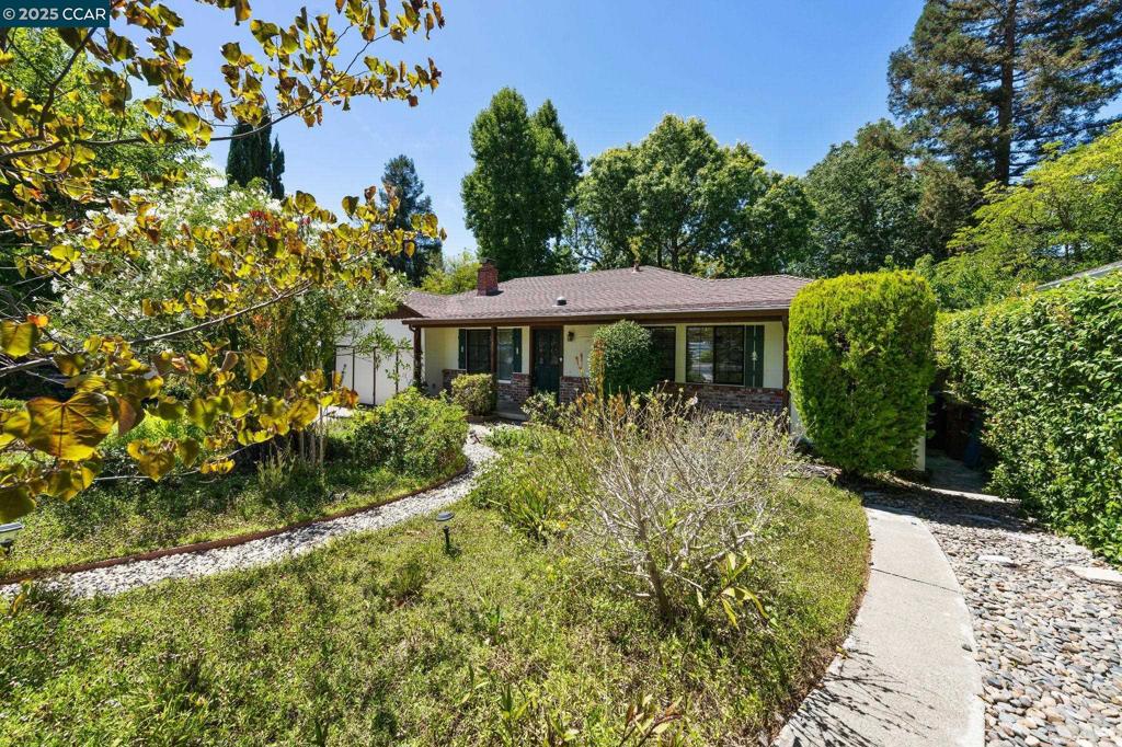 437 Coleman Ct