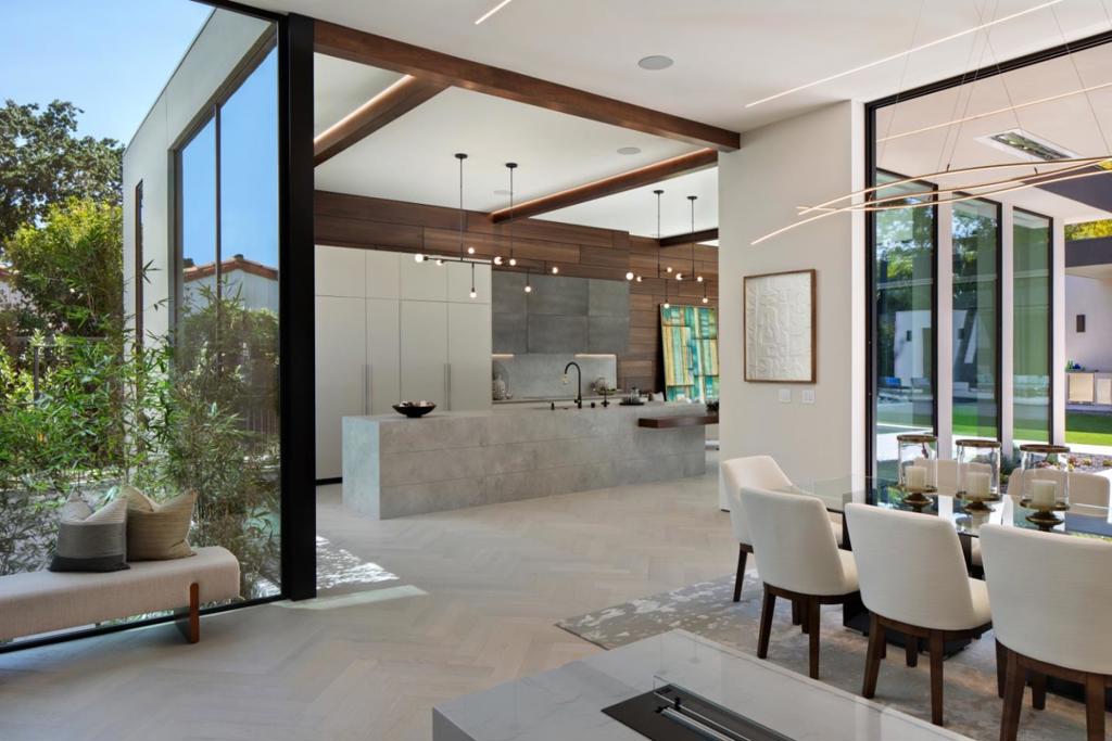 2171 Clayton Drive