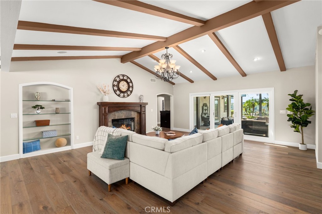 2465 Via Oeste Drive