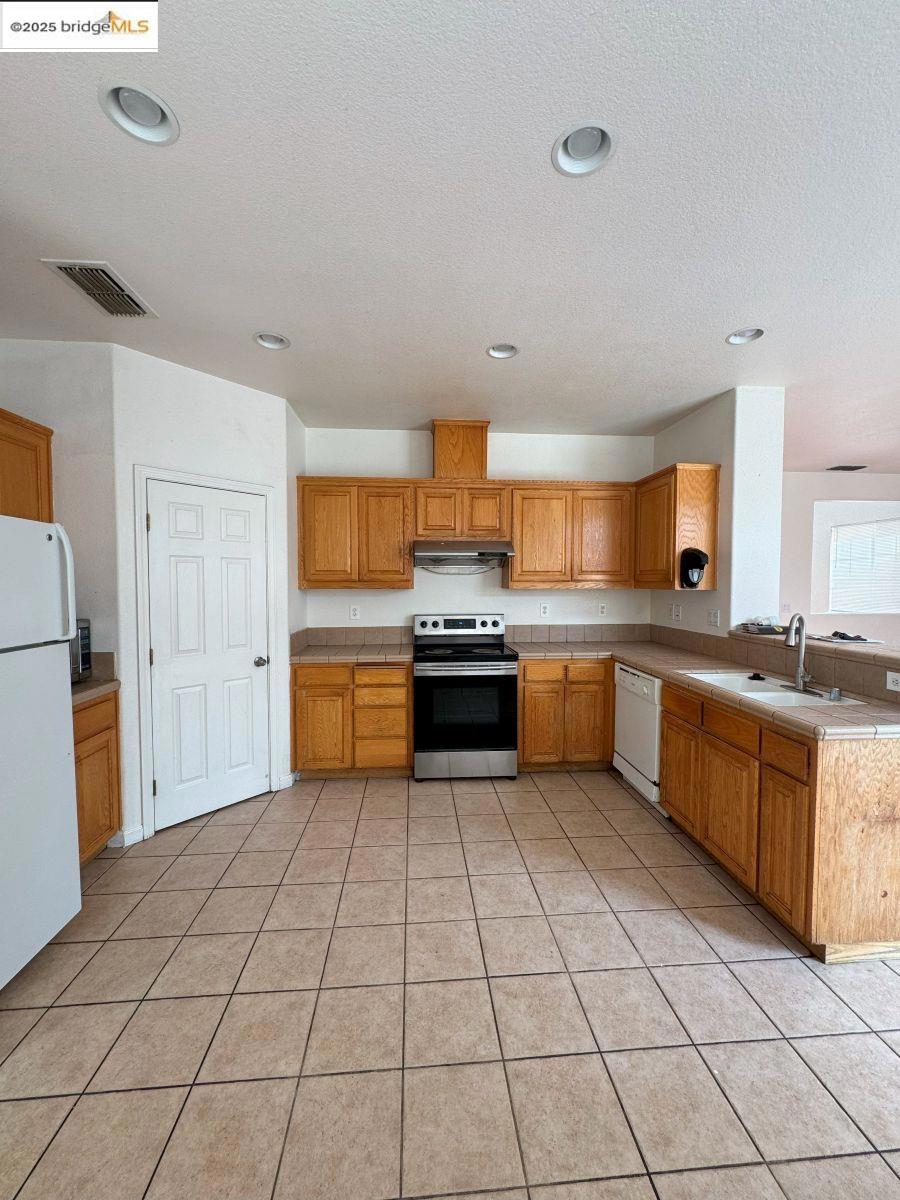 HARBORLITS - Residential Lease