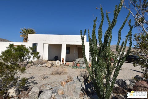 Photo of 75550 Dillon Road, Desert Hot Springs, CA 92241 (MLS # 26105038PS)