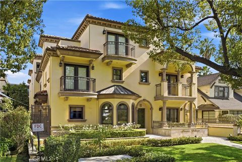 Photo of 478 S oakland ave Ave #2, Pasadena, CA 91101 (MLS # WS26036622)