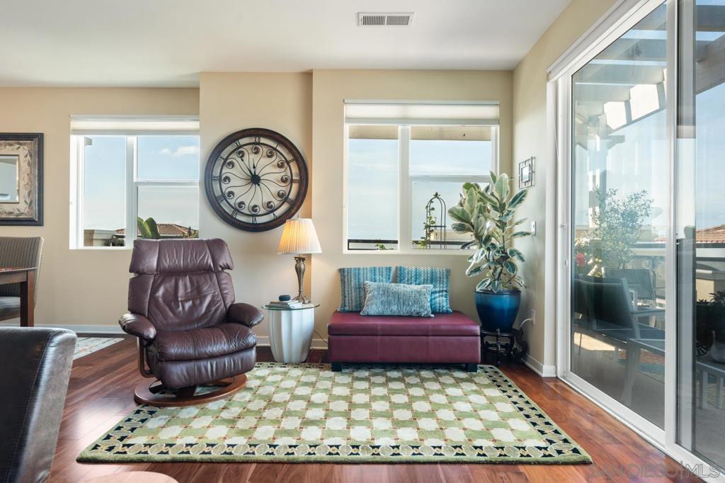 Hillcrest - Residential