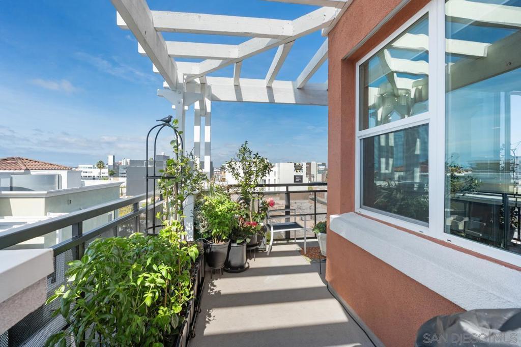 Hillcrest - Residential