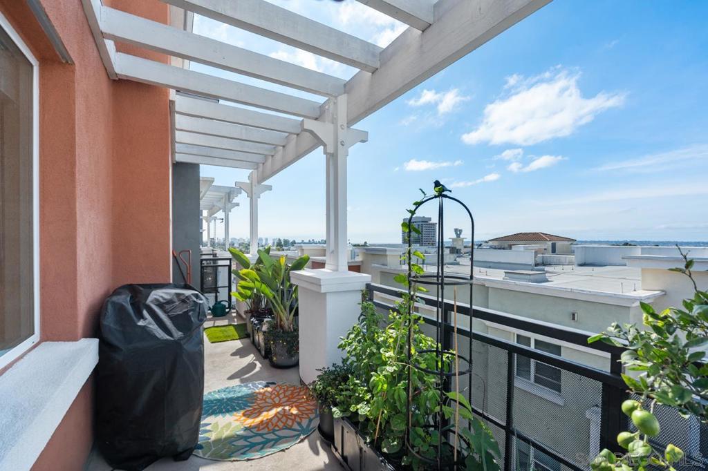 Hillcrest - Residential