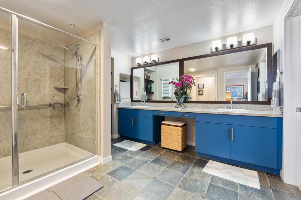 Hillcrest - Residential