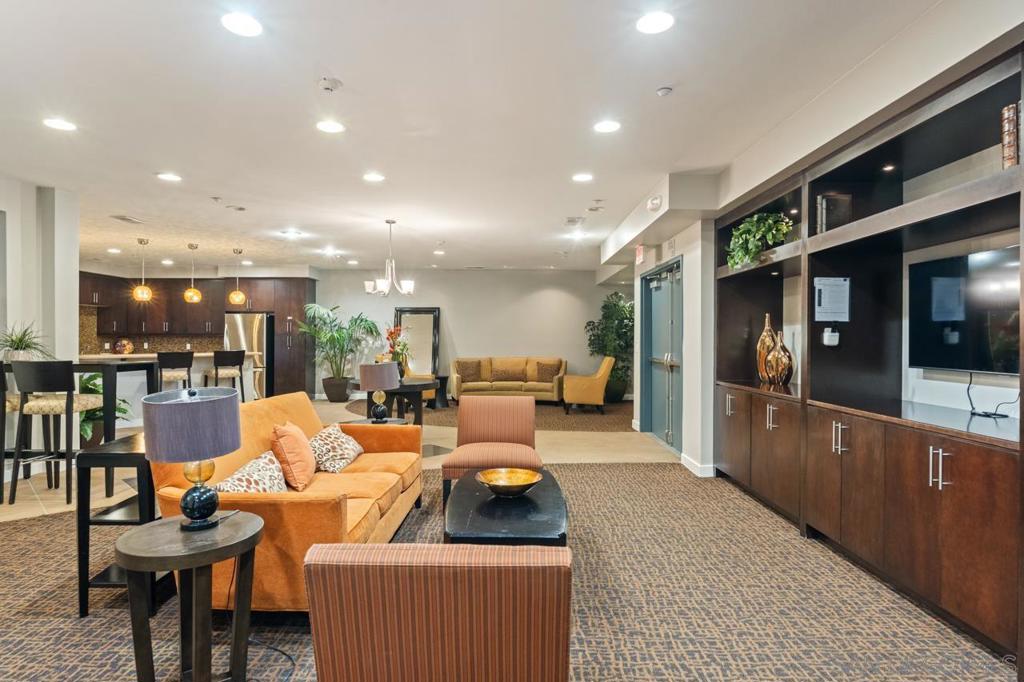 Hillcrest - Residential