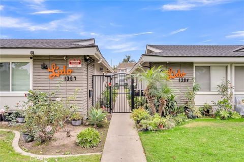 Photo of 1304 W Lido Pl #2, Anaheim, CA 92801 (MLS # IV26026192)