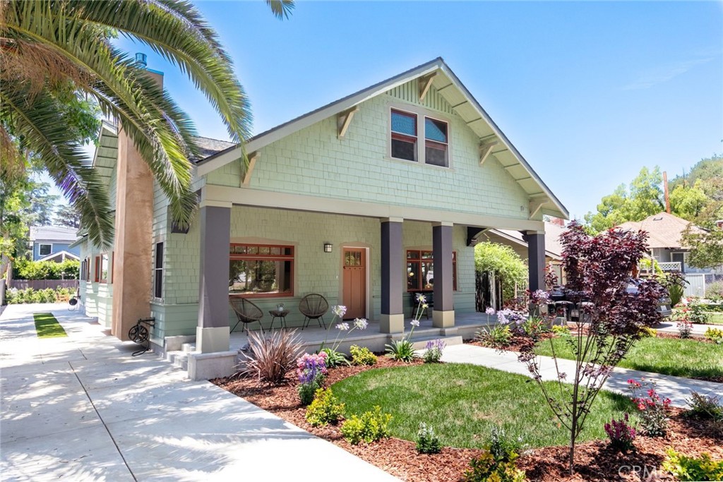 1023 Adelaine Avenue