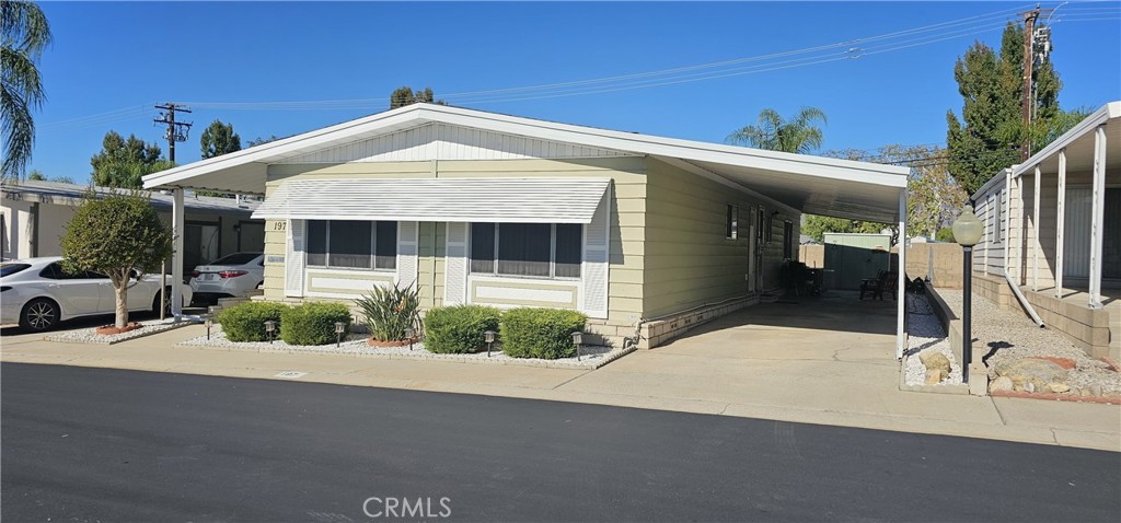 626 N Dearborn Street 197