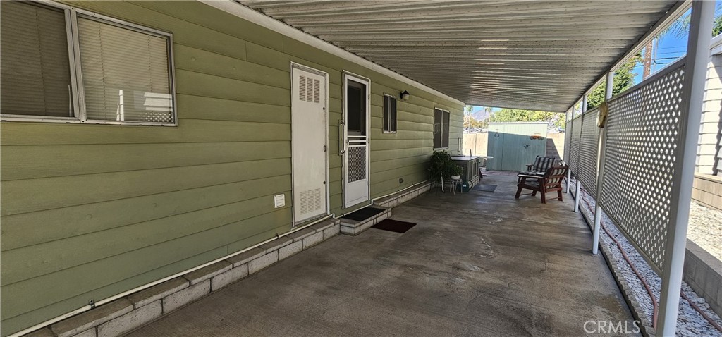 626 N Dearborn Street 197