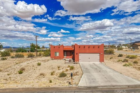 Photo of 7425 Kellogg Avenue, 29 Palms, CA 92277 (MLS # JT26099558)
