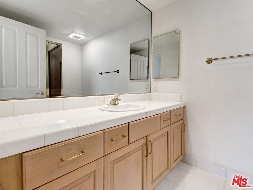 Hovely Estate - Residential