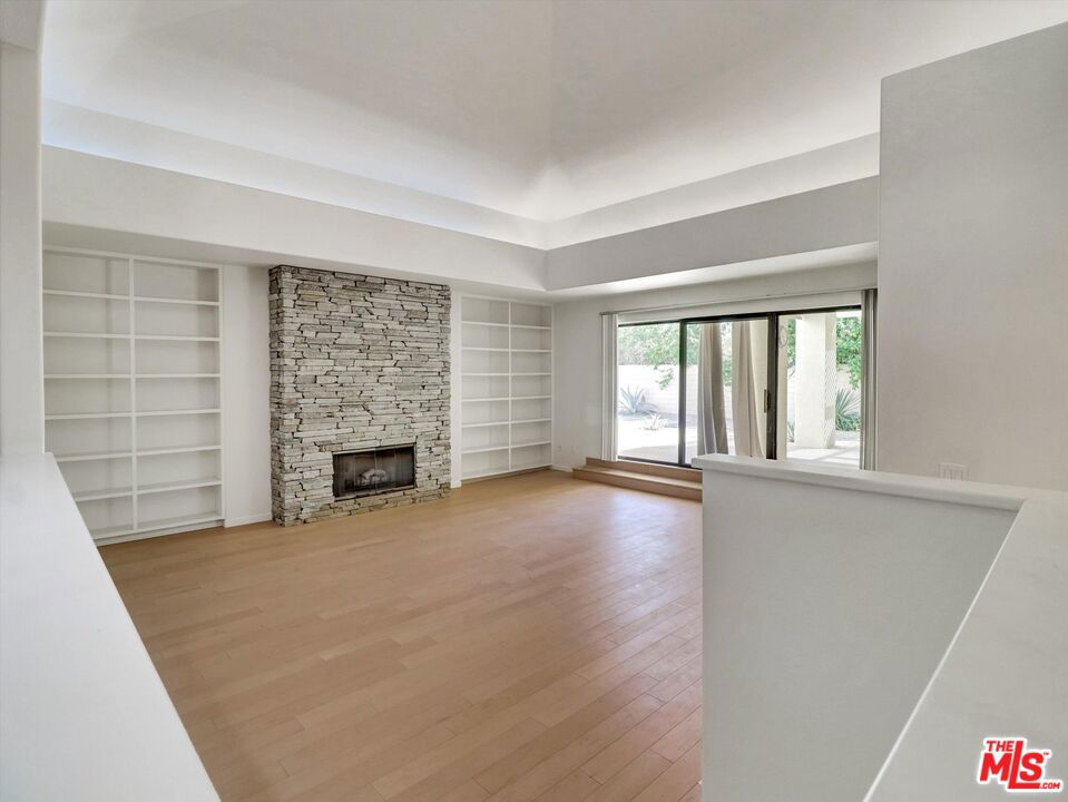 Hovely Estate - Residential