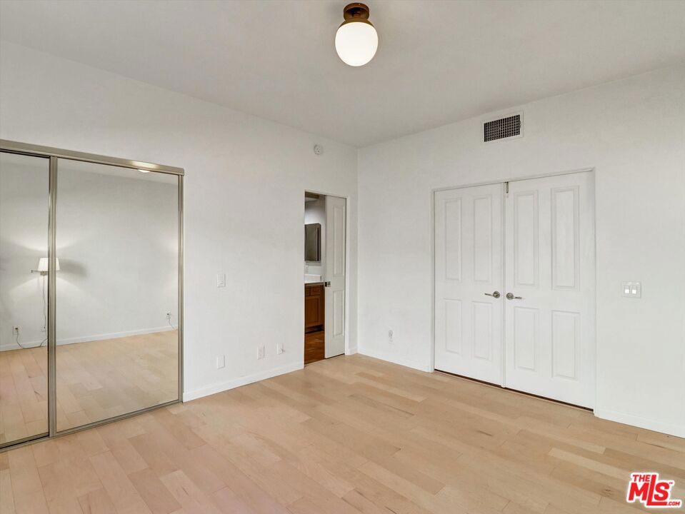 Hovely Estate - Residential