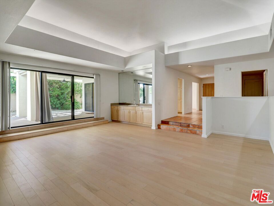 Hovely Estate - Residential