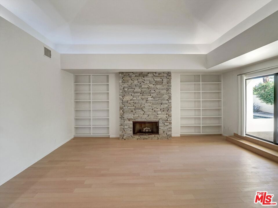 Hovely Estate - Residential