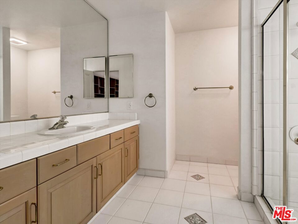 Hovely Estate - Residential