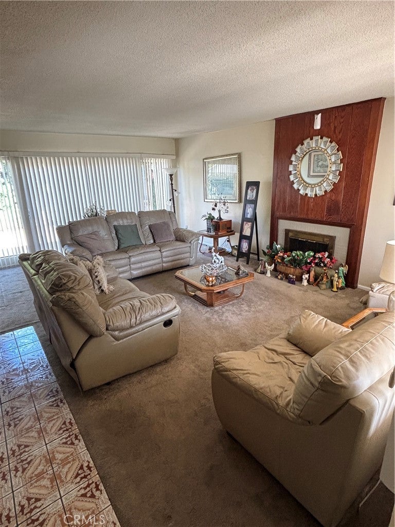 2403 W 116th