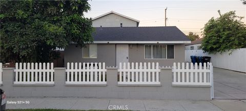 Photo of 8129 Comolette St, Downey, CA 90242 (MLS # IV25239040)