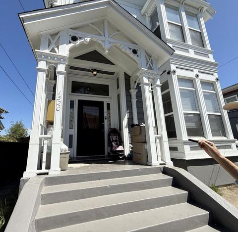 Photo of 1520 Willow Street, Alameda, CA 94501 (MLS # ML82049745)