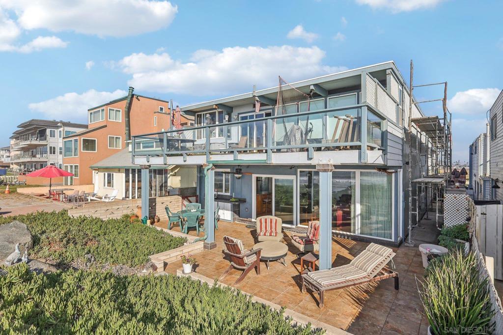 1352 Seacoast Dr