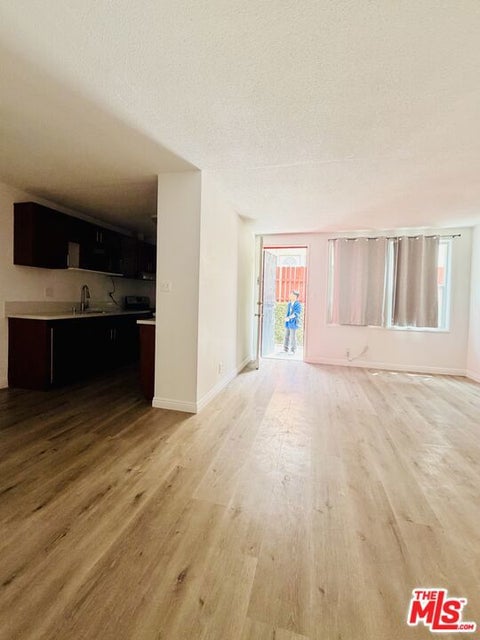 Photo of 4848 Elmwood Avenue #Unit 3, Los Angeles, CA 90004 (MLS # 26851227)