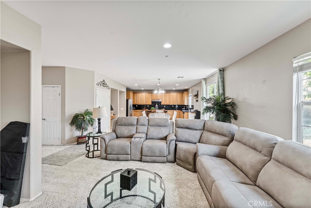 15601 N Peak Lane