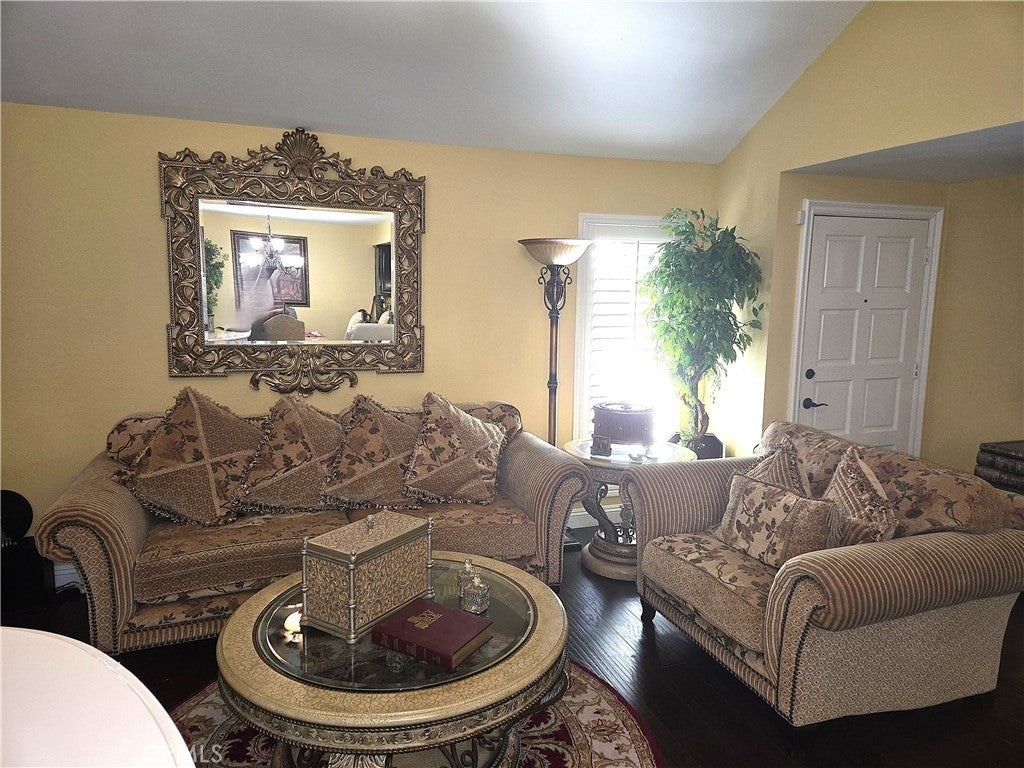 8543 RICHWOOD Drive