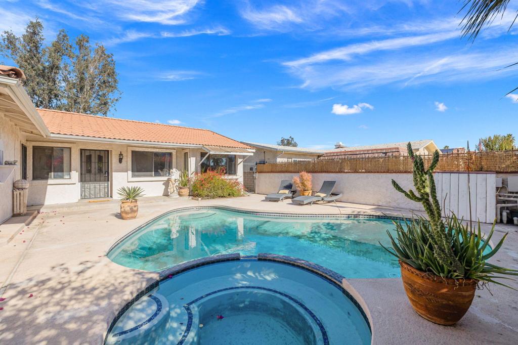 76896 California Drive