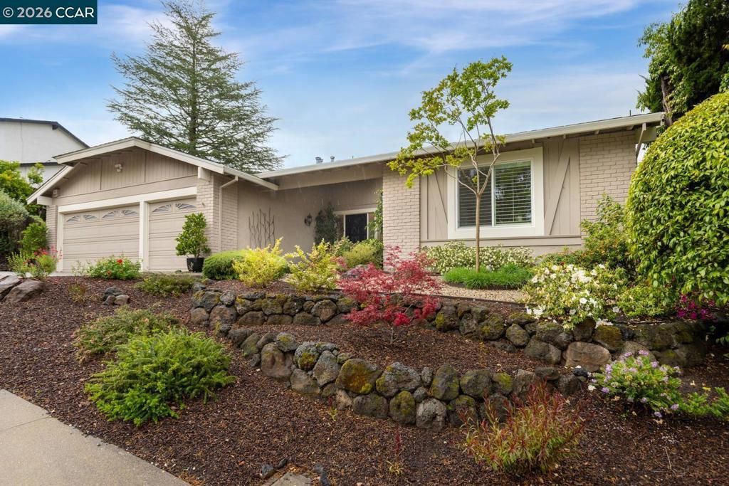 Photo of 1225 Worchester Ct Ct, Walnut Creek, CA 94596 (MLS # 41133262)