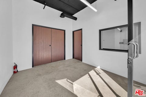 Photo of 4500 Disctrict Boulevard, Los Angeles, CA 90058 (MLS # 26104109)
