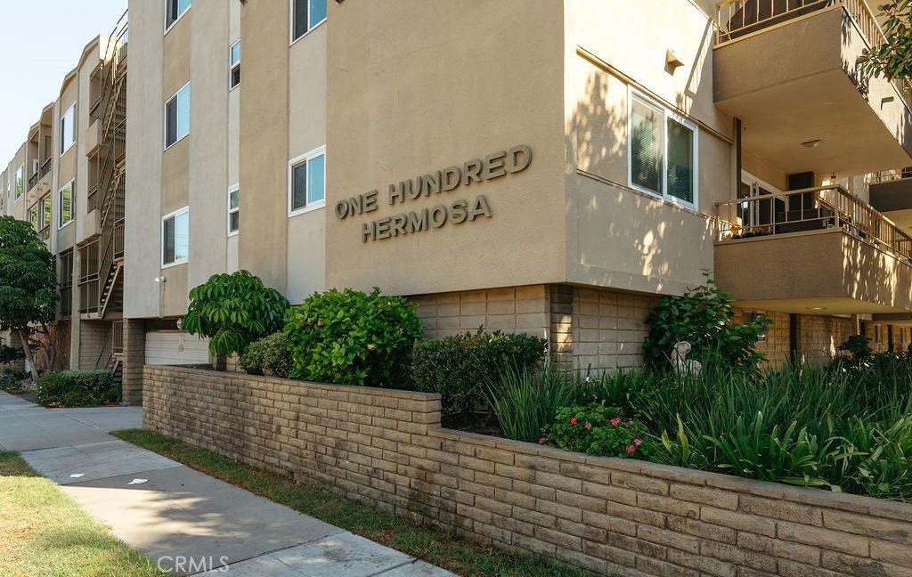 100 Hermosa AVE