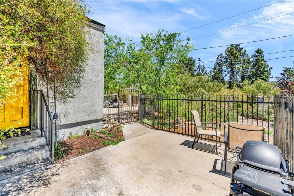 Custom Agua Dulce (CADUL) - Residential